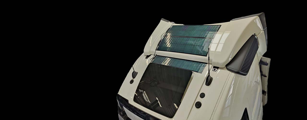 se hvordan solceller fra Green Energy/MIPV.pro kan monteres på alle mobile enheder med henblik på batterilevetid og brændstofbesparelser.